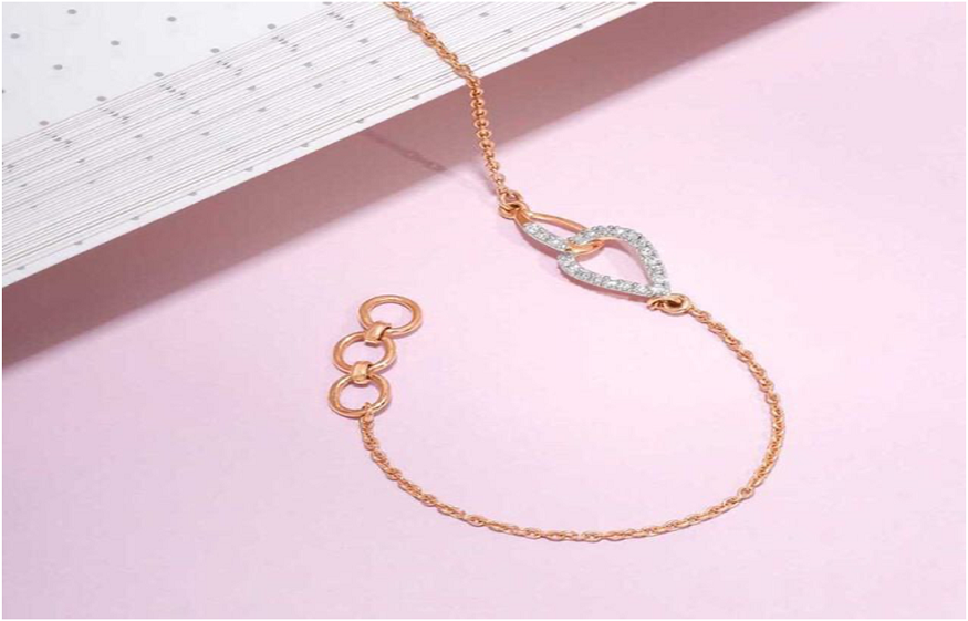 Best Friend’s Wedding Gift Guide: Explore Trendy Diamond Bracelets for Women in 2025