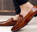 How to Plan Your Vacation with Just Two Sets of Footwear?